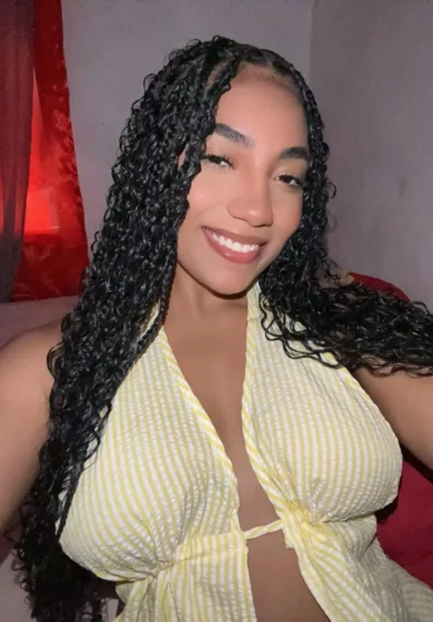 Video Call vs Video Chat: Which One Do You Want?